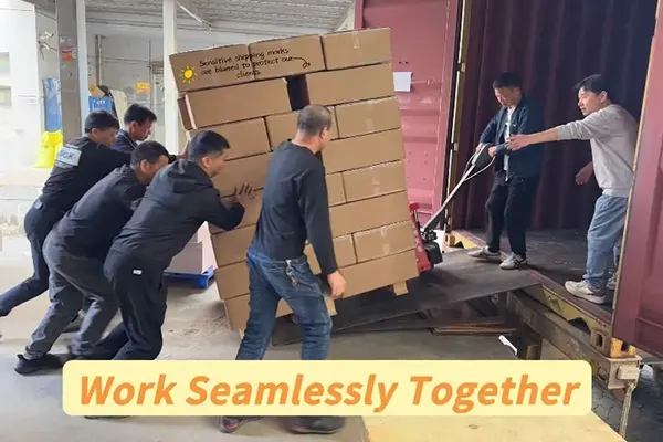 Carga eficiente: un contenedor de 40 HQ de cajas de papel para el cuidado de la piel